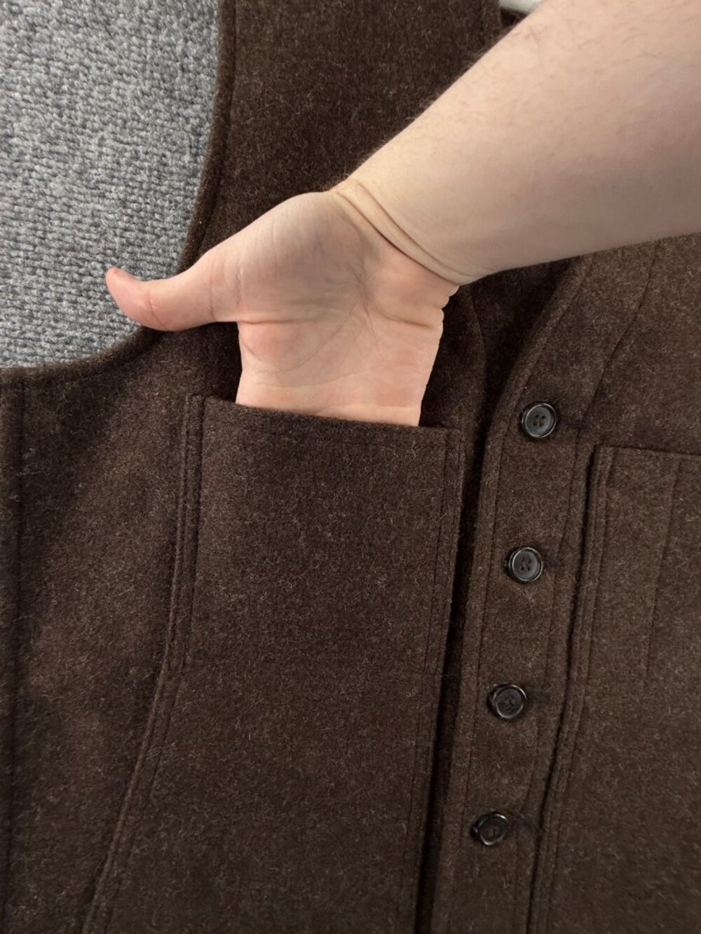 CC Filson Mackinaw Virgin Wool Vest Brown Size 40 Style 20 Pockets Sleeveless - Picture 10 of 15